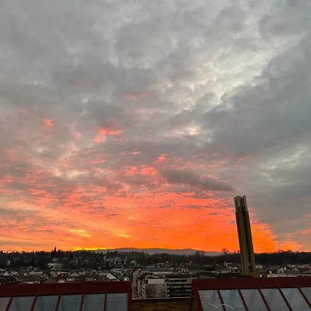 Penthouse Rooftop Loft, 190sq, Panorama View, 1min To Main Station- 5min To Apartment