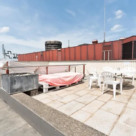Penthouse Rooftop Loft, 190sq, Panorama View, 1min To Main Station- 5min To *