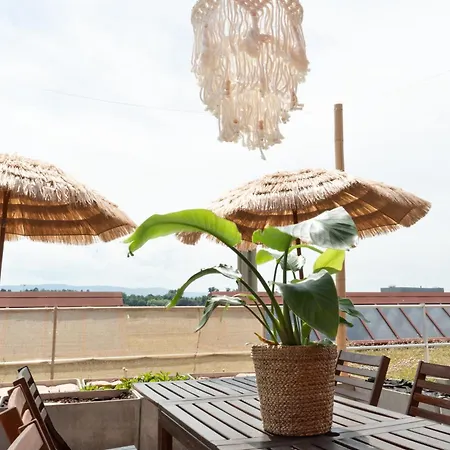Penthouse Rooftop Loft, 190sq, Panorama View, 1min To Main Station- 5min To *